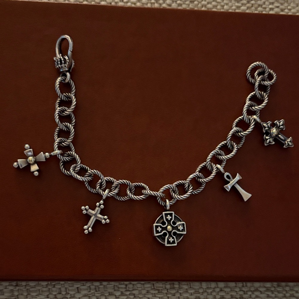 Sterling Ann Lagos King bracelet has 5 cross charms w/ 18k accents, 41 g, 7.5” L